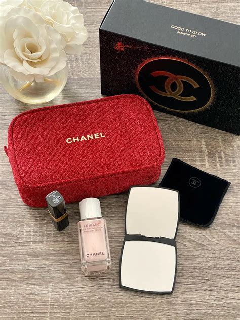 chanel essential set|chanel gift set price.